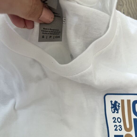 NEW NWT USA Tour 2023 London Calling Chelsea Football Club White T Shirt S - Picture 4 of 6